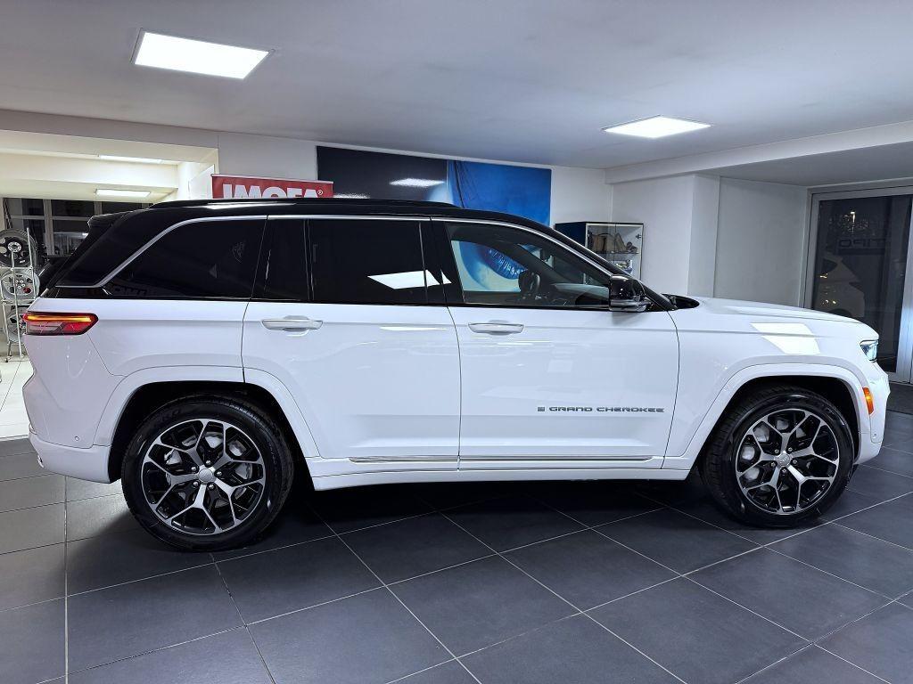 Jeep Grand Cherokee 2,0 T 380k PHEV 4x4 AT8 ZF SUMMIT RESERVE *6756*