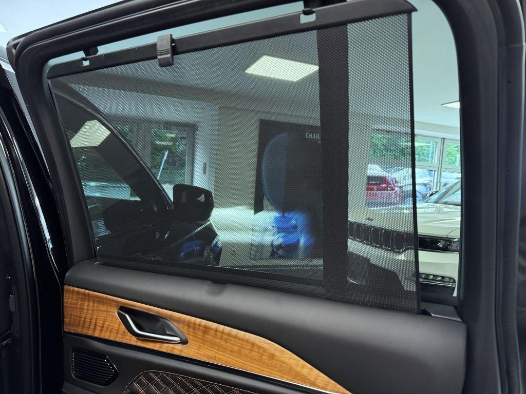 Jeep Grand Cherokee 2,0 T 380k PHEV 4x4 AT8 ZF SUMMIT RESERVE *746*