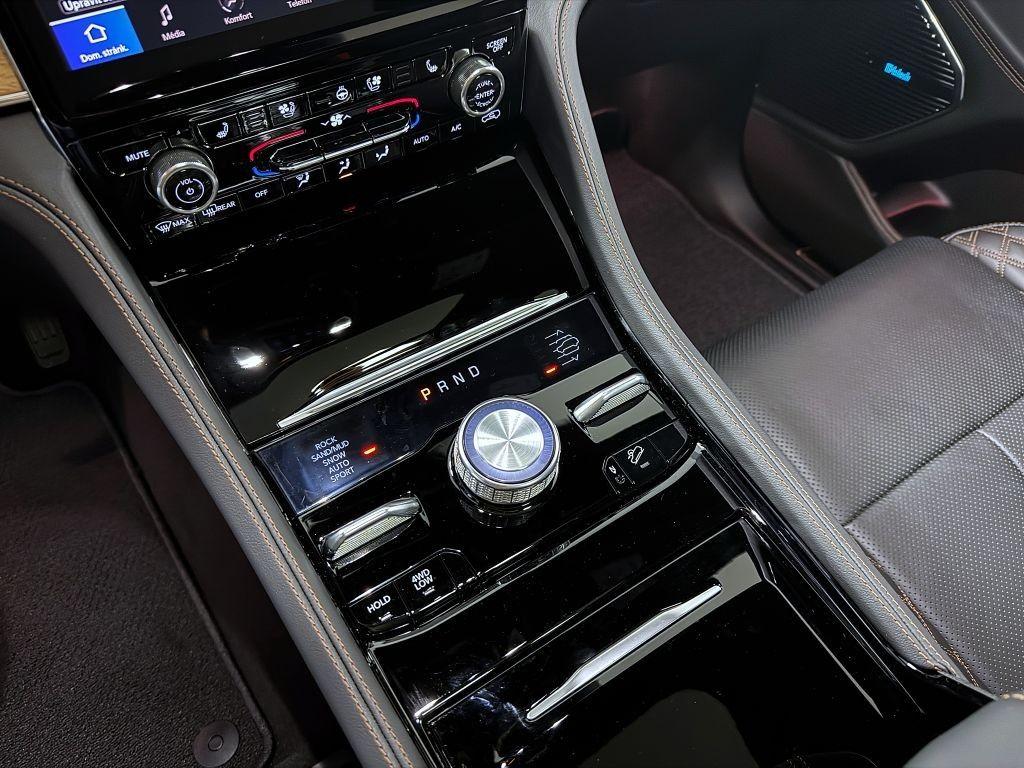 Jeep Grand Cherokee 2,0 T 380k PHEV 4x4 AT8 ZF SUMMIT RESERVE *8996*