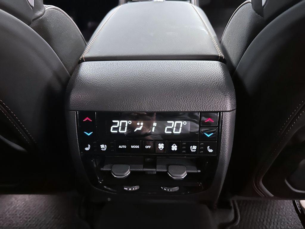 Jeep Grand Cherokee 3,6 V6 291k 4x4 AT8 ZF SUMMIT RESERVE *071*