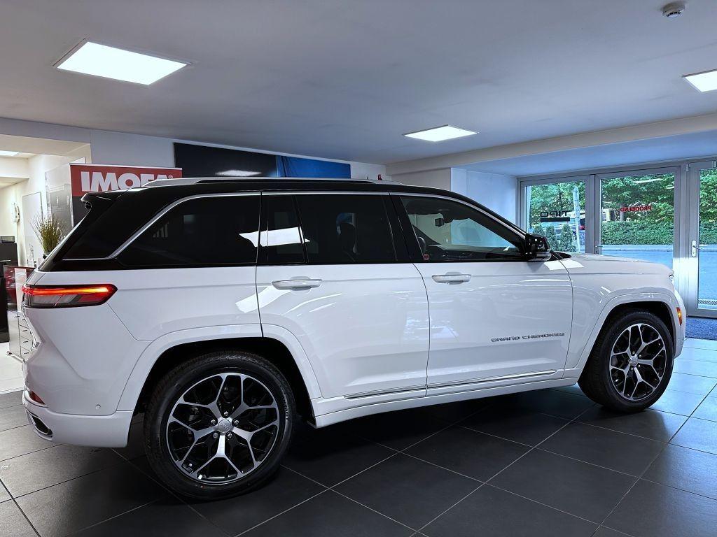 Jeep Grand Cherokee 3,6 V6 291k 4x4 AT8 ZF SUMMIT RESERVE *071*