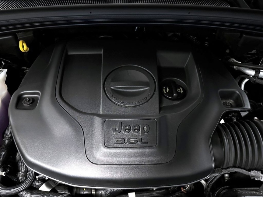 Jeep Grand Cherokee L 3,6 V6 291k 4x4 AT8 ZF SUMMIT