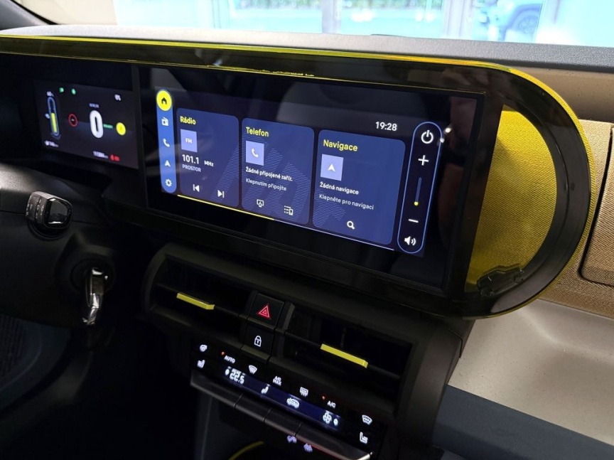 Fiat Grande Panda Electric 44kWh 113k La Prima