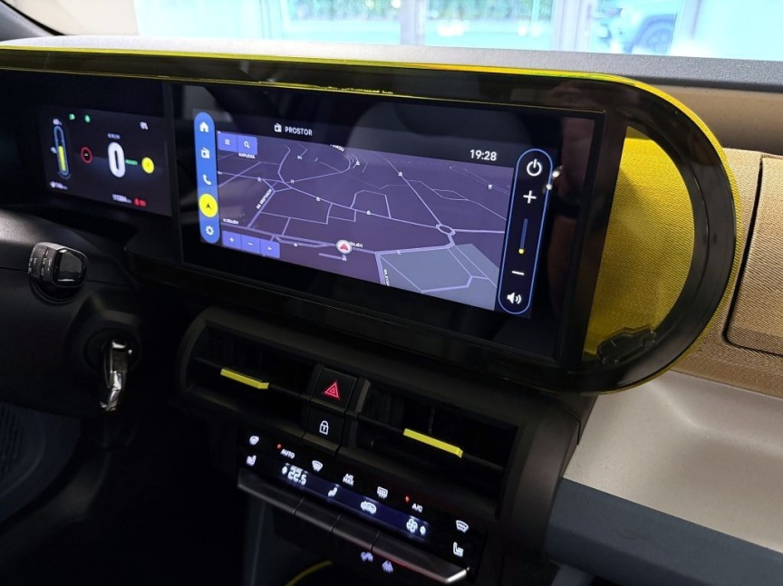 Fiat Grande Panda Electric 44kWh 113k La Prima