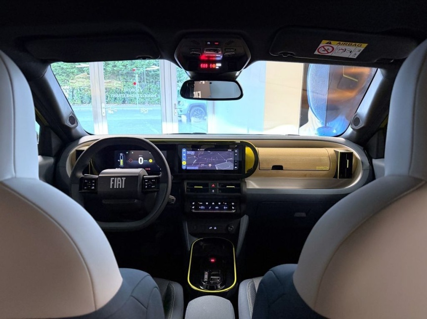 Fiat Grande Panda Electric 44kWh 113k La Prima