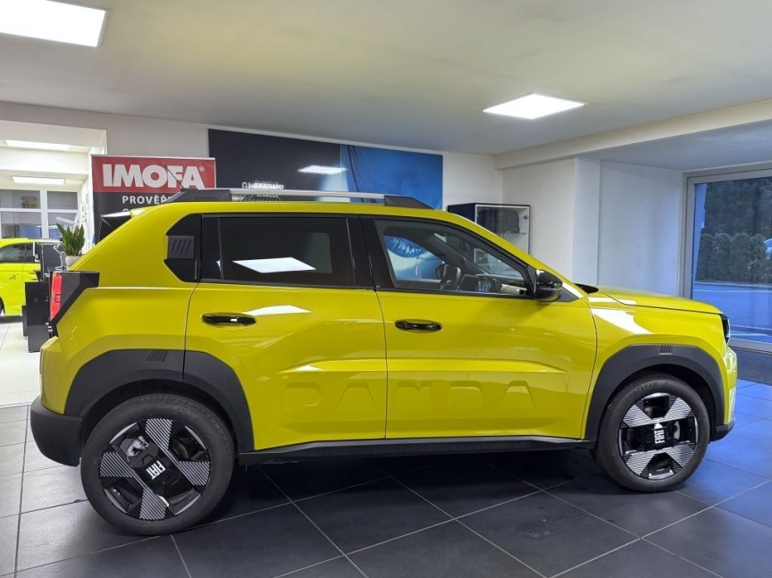 Fiat Grande Panda 1.2 Turbo Hybrid 110k MHEV eDCT La Prima V769