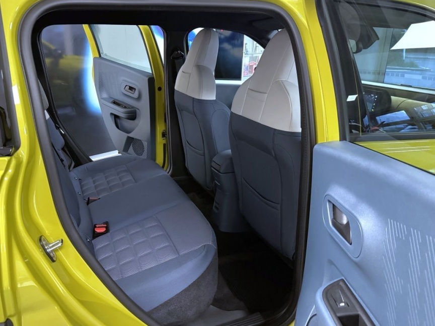 Fiat Grande Panda 1.2 Turbo Hybrid 110k MHEV eDCT La Prima V769