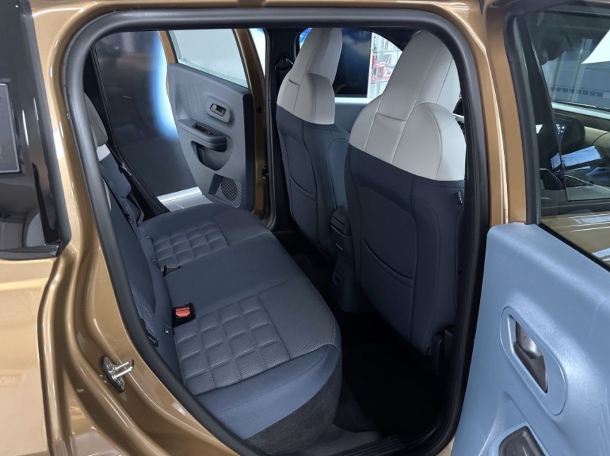 Fiat Grande Panda 1.2 Turbo Hybrid 110k MHEV eDCT La Prima X819
