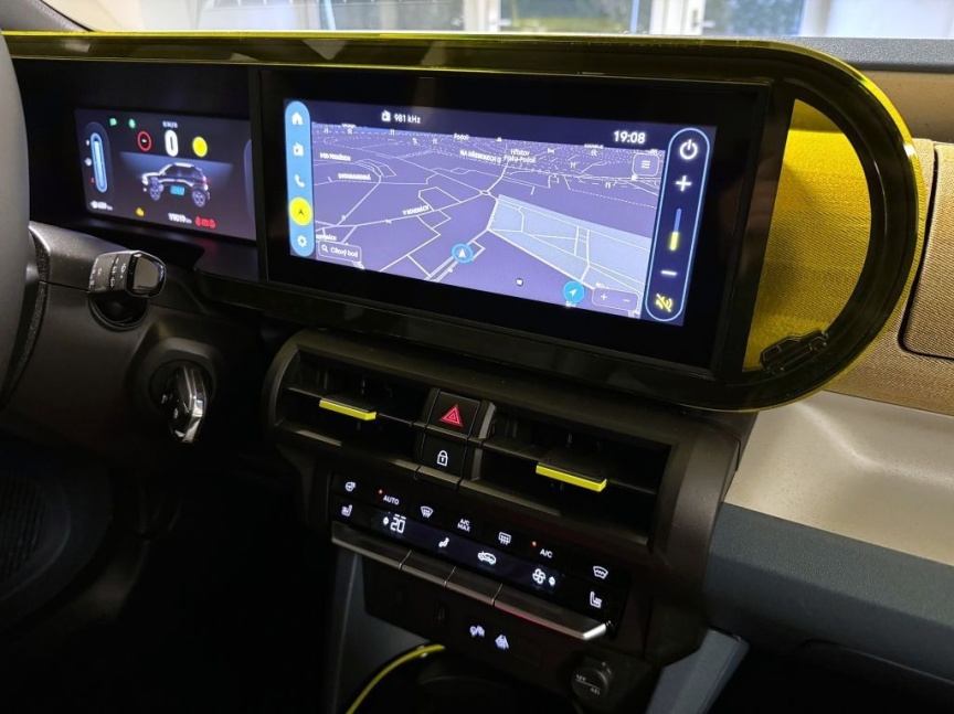 Fiat Grande Panda 1.2 Turbo Hybrid 110k MHEV eDCT La Prima