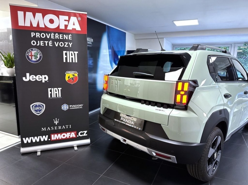 Fiat Grande Panda 1.2 Turbo Hybrid 110k MHEV eDCT La Prima