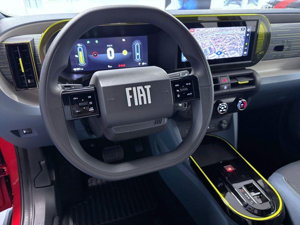 Fiat osobní Grande Panda Electric 44kWh 113k RED *088*