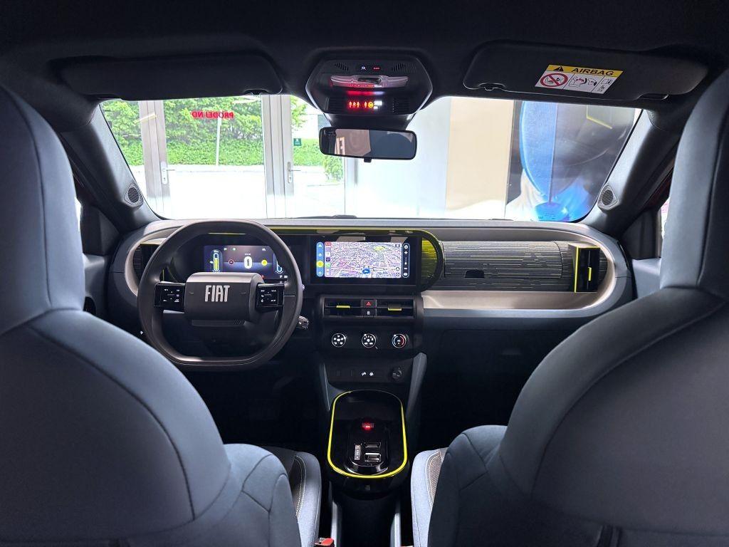 Fiat osobní Grande Panda Electric 44kWh 113k RED *088*