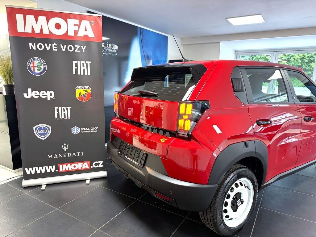 Fiat osobní Grande Panda Electric 44kWh 113k RED *088*