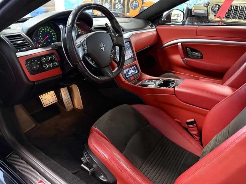 Maserati GranTurismo 4,7 V8 S F1 440k MC paket