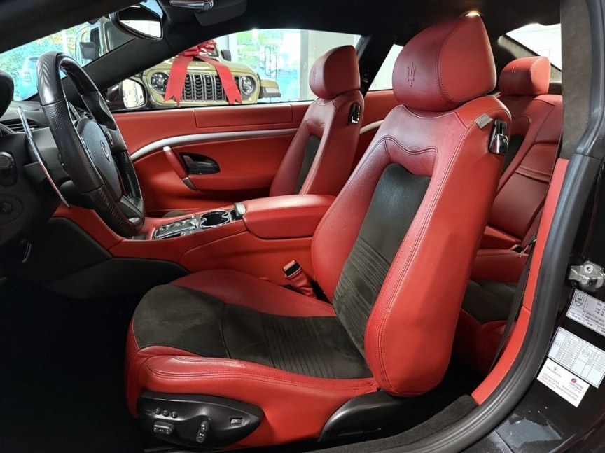 Maserati GranTurismo 4,7 V8 S F1 440k MC paket