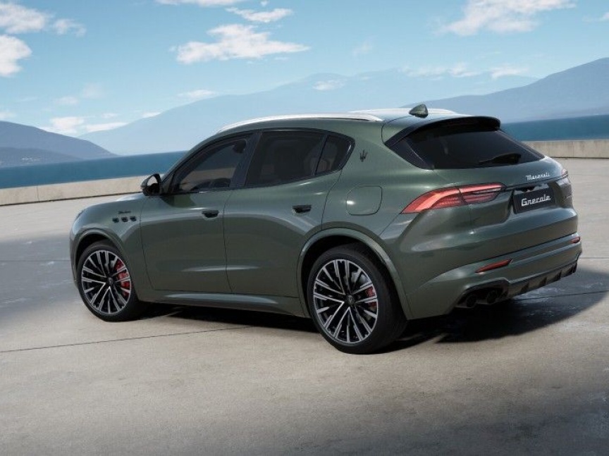 Maserati Grecale 2.0 T Hybrid Q4 (4x4) 330k AT8 ZF MODENA