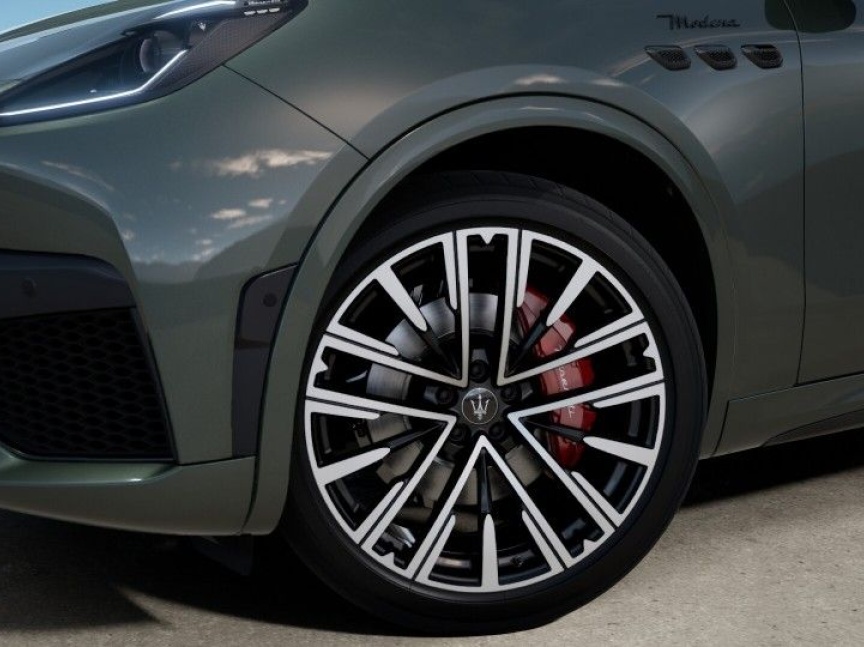 Maserati Grecale 2.0 T Hybrid Q4 (4x4) 330k AT8 ZF MODENA
