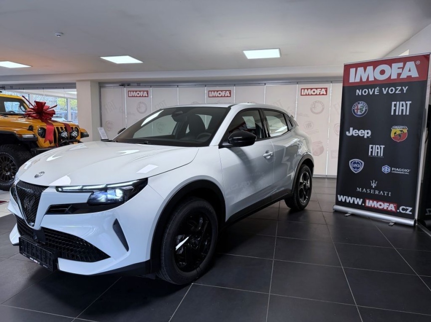 Alfa Romeo Junior Ibrida 1.2 Turbo 145k *564*