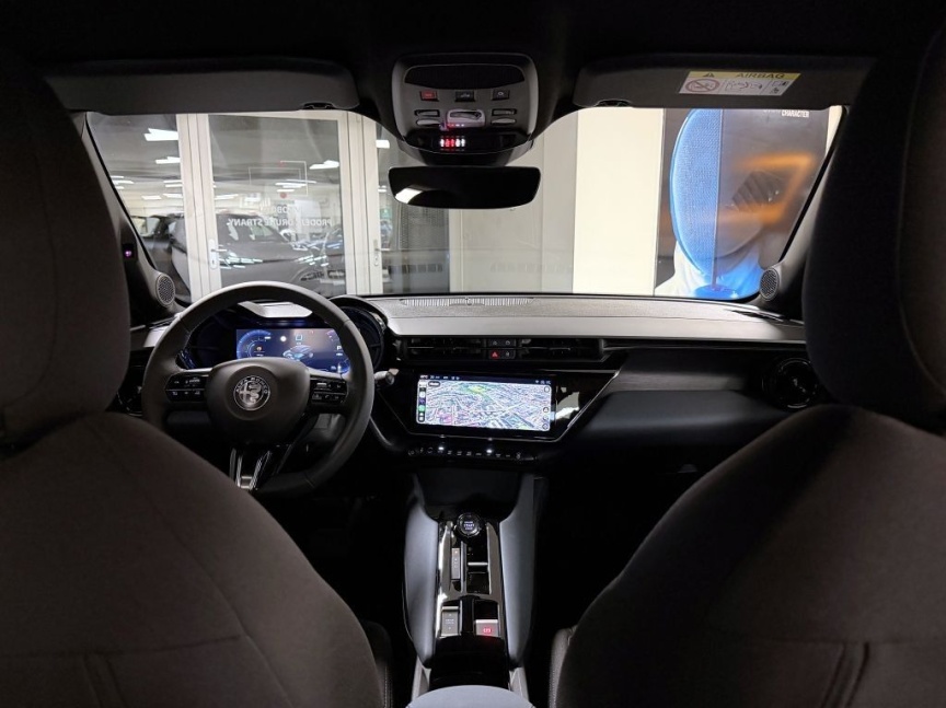 Alfa Romeo Junior Ibrida 1.2 Turbo Hybrid 145k *712*