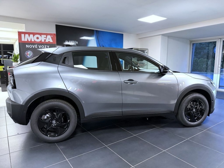 Alfa Romeo Junior Ibrida 1.2 Turbo Hybrid 145k *712*