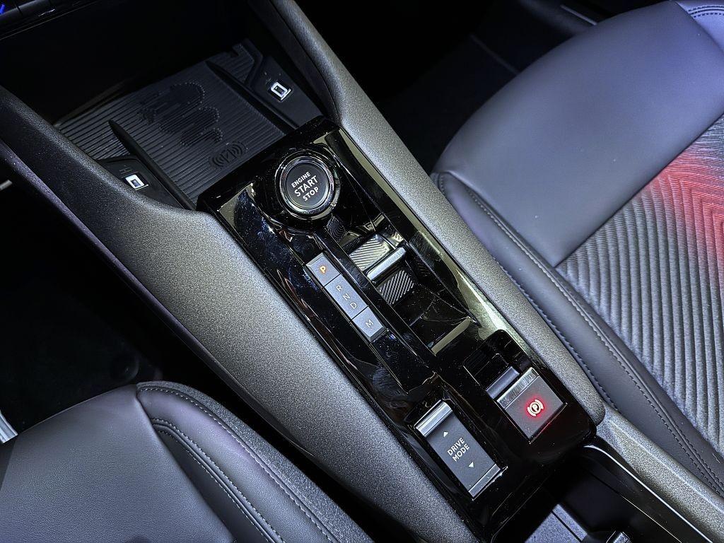 Alfa Romeo Junior Ibrida Speciale 1.2 Turbo Hybrid 145k *o057*