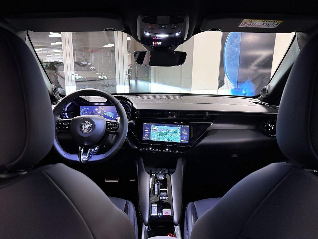 Alfa Romeo Junior Ibrida Speciale 1.2 Turbo Hybrid 145k *o057*