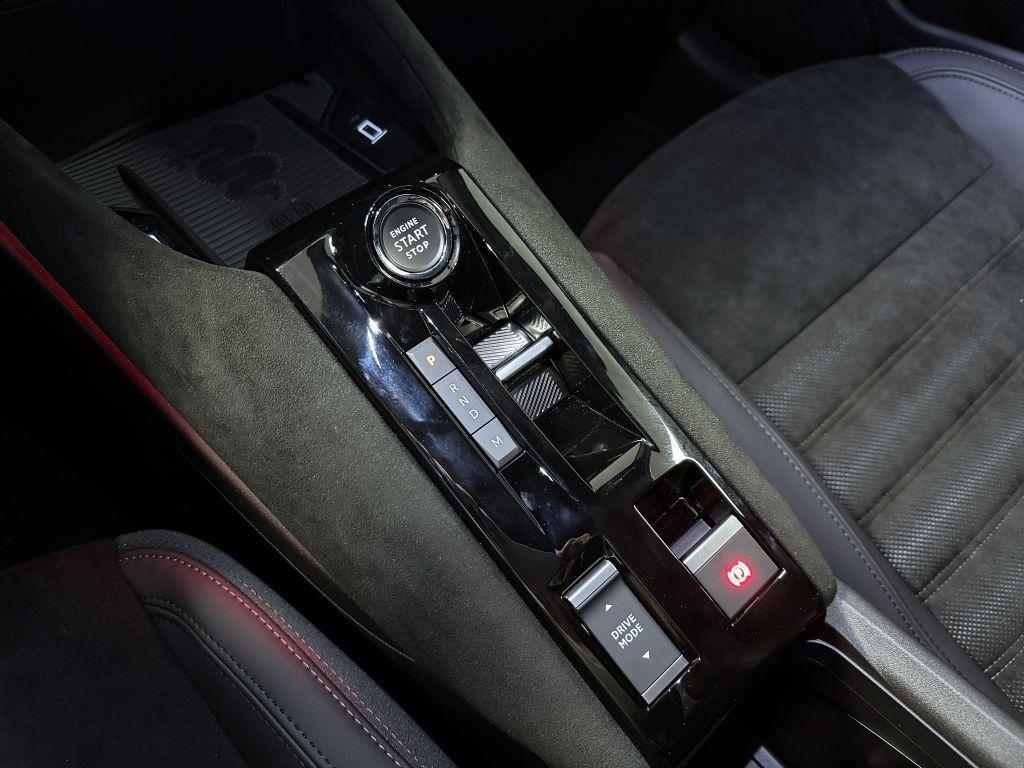 Alfa Romeo Junior Ibrida Speciale Q4 1.2 Turbo Hybrid 145k *525*e