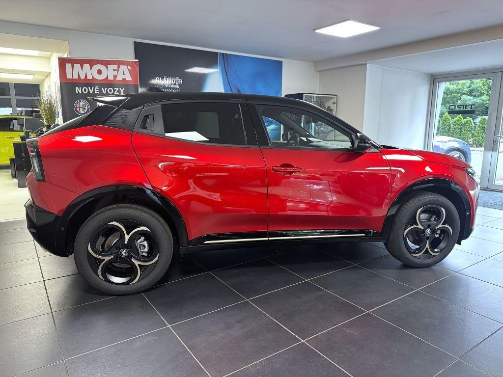 Alfa Romeo Junior Ibrida Speciale Q4 1.2 Turbo Hybrid 145k *525*e