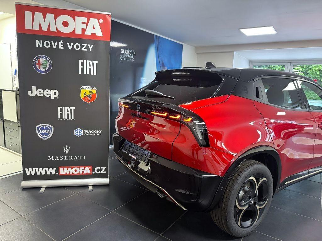 Alfa Romeo Junior Ibrida Speciale Q4 1.2 Turbo Hybrid 145k *525*e