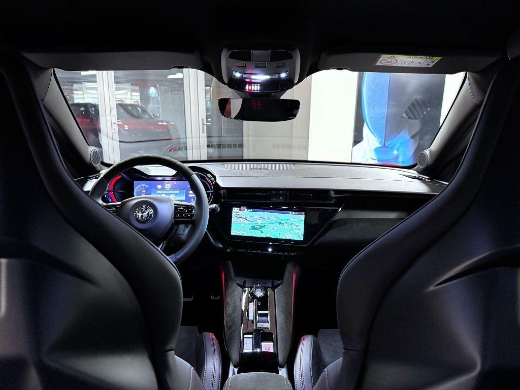 Alfa Romeo Junior Veloce 280k Elettrica 54 kWh *001* e