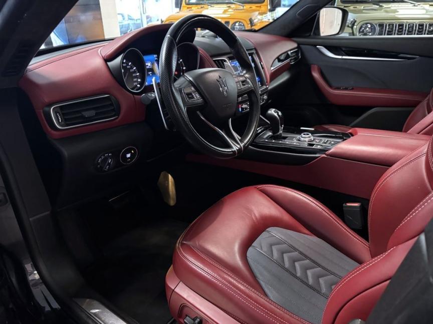 Maserati Levante 3.0 V6 BI-TURBO S Q4 (4x4) 430k AT8 ZF