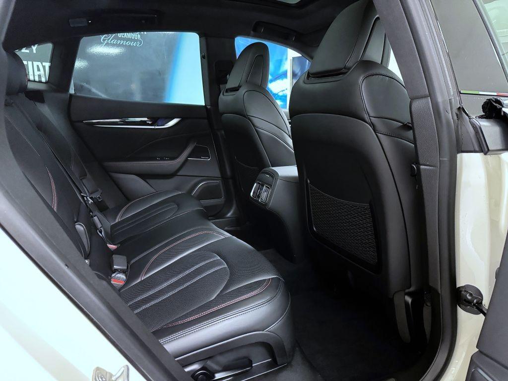 Maserati Levante 3.0 V6 diesel Q4 (4x4) 275k AT8 ZF Gransport, reg. 12/2021