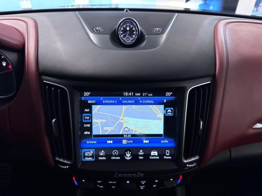 Maserati Levante 3.0 V6 diesel Q4 (4x4) 275k AT8 ZF Gransport