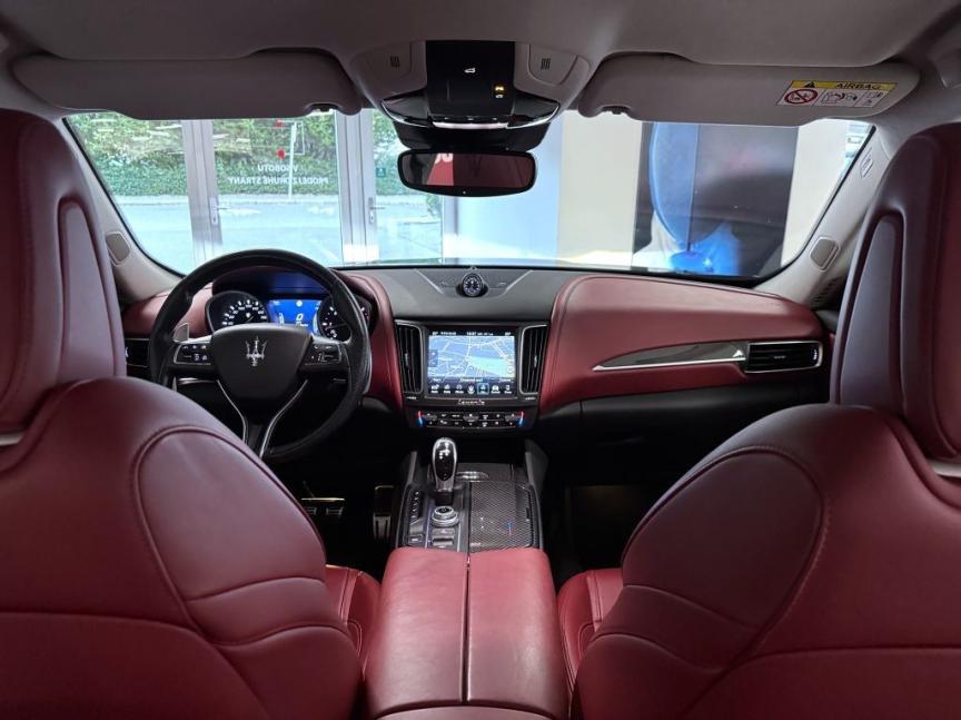 Maserati Levante 3.0 V6 diesel Q4 (4x4) 275k AT8 ZF Gransport