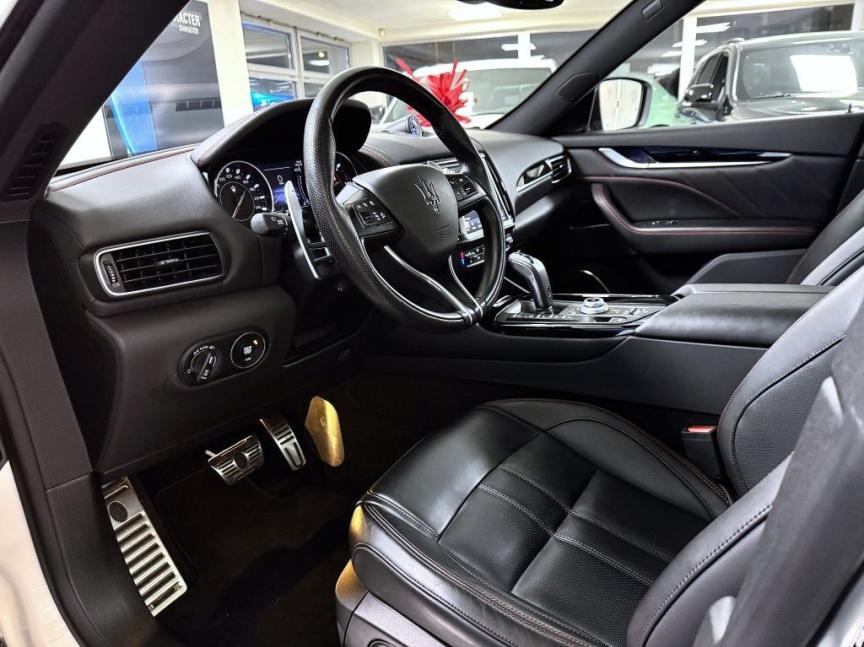 Maserati Levante 3.0 V6 diesel Q4 (4x4) 275k AT8 ZF Gransport