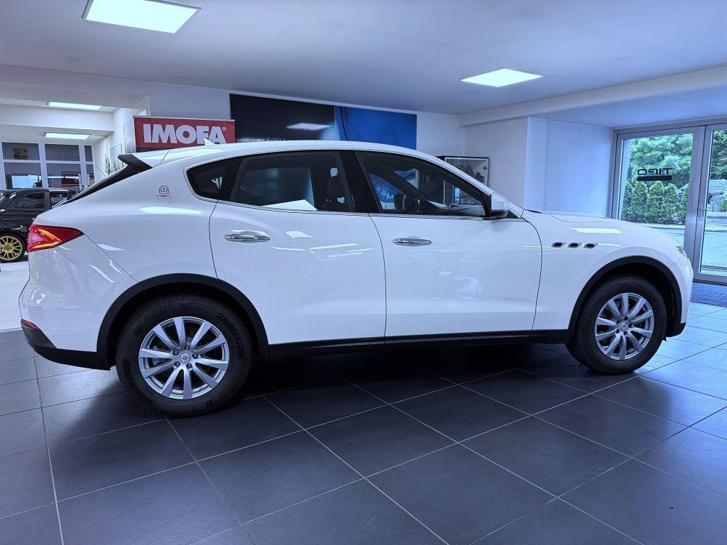 Maserati Levante 3.0 V6 Turbo 275k Diesel, AT8 ZF Q4 4x4 reg. 09/2019