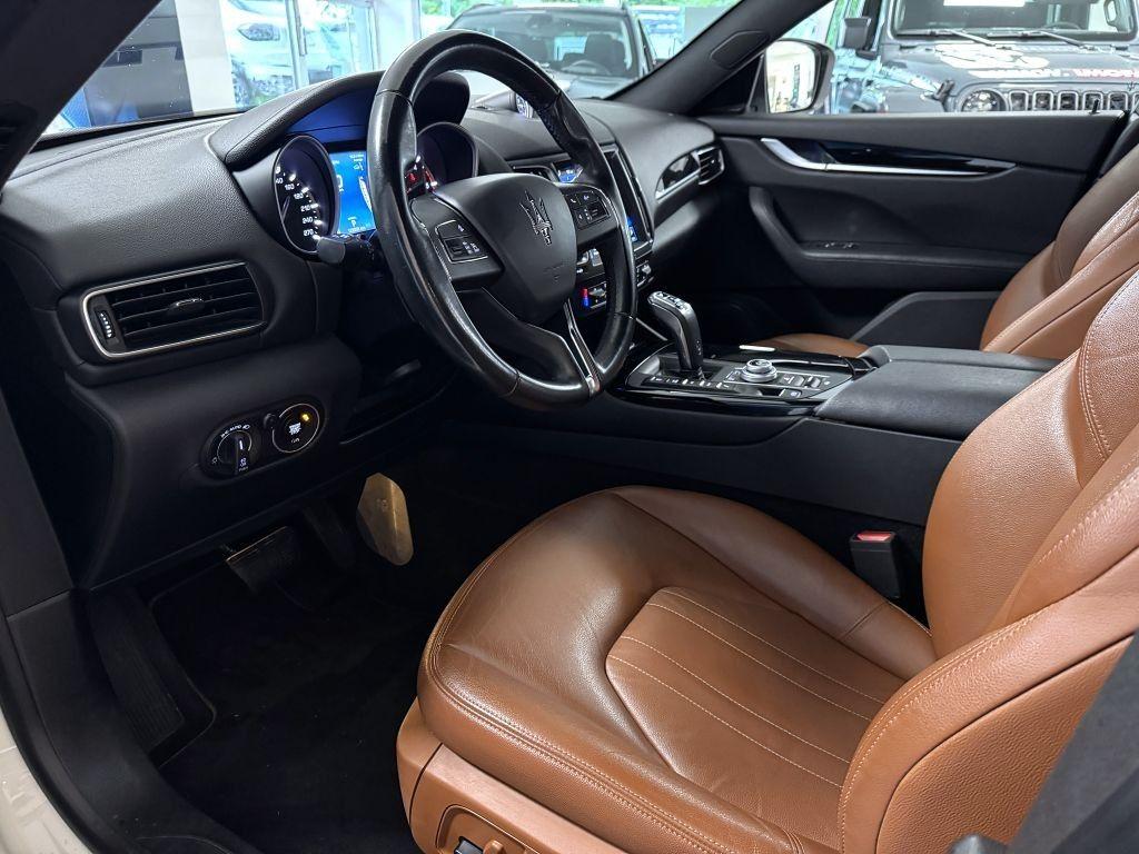Maserati Levante 3.0 V6 Turbo 275k Diesel, AT8 ZF Q4 4x4 reg. 09/2019