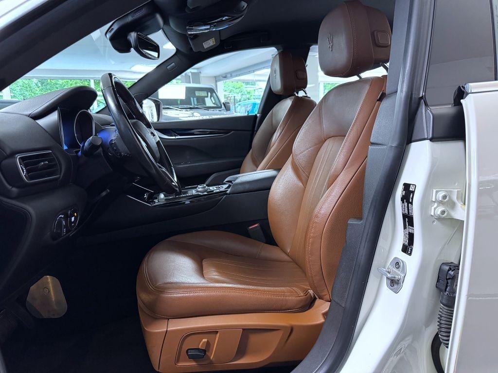Maserati Levante 3.0 V6 Turbo 275k Diesel, AT8 ZF Q4 4x4 reg. 09/2019