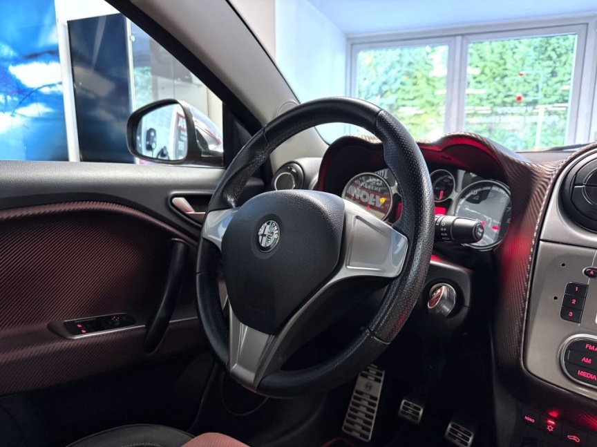 Alfa Romeo MiTo 1,4 T Multiair 135k MT Distinctive