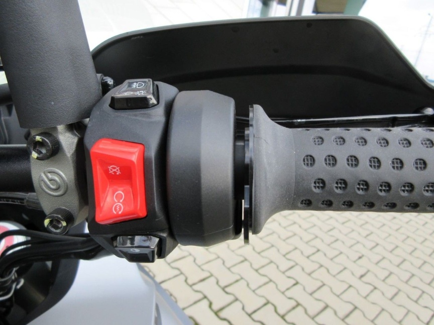 Moto Guzzi Stelvio A.R.A.S. e5+