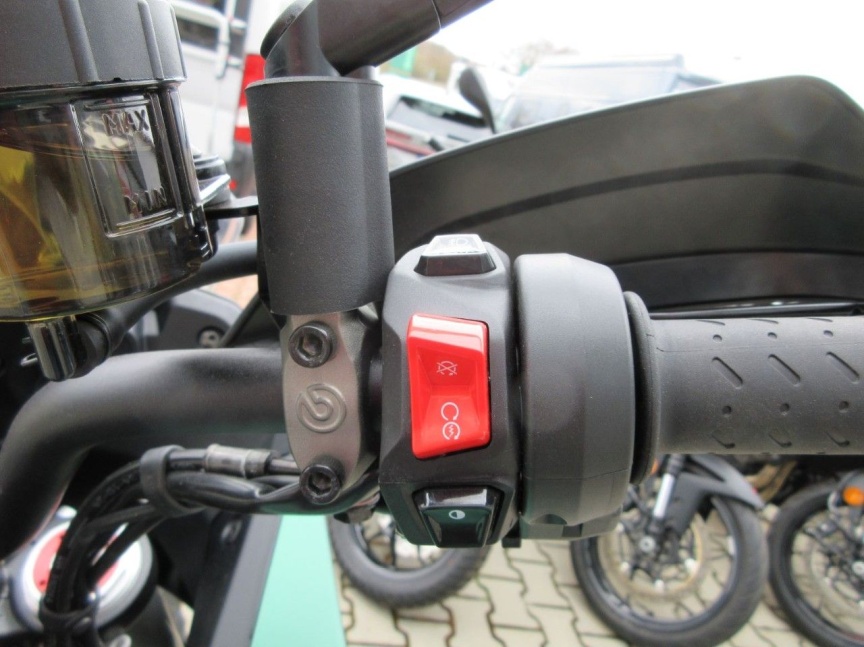 Moto Guzzi Stelvio A.R.A.S. e5+