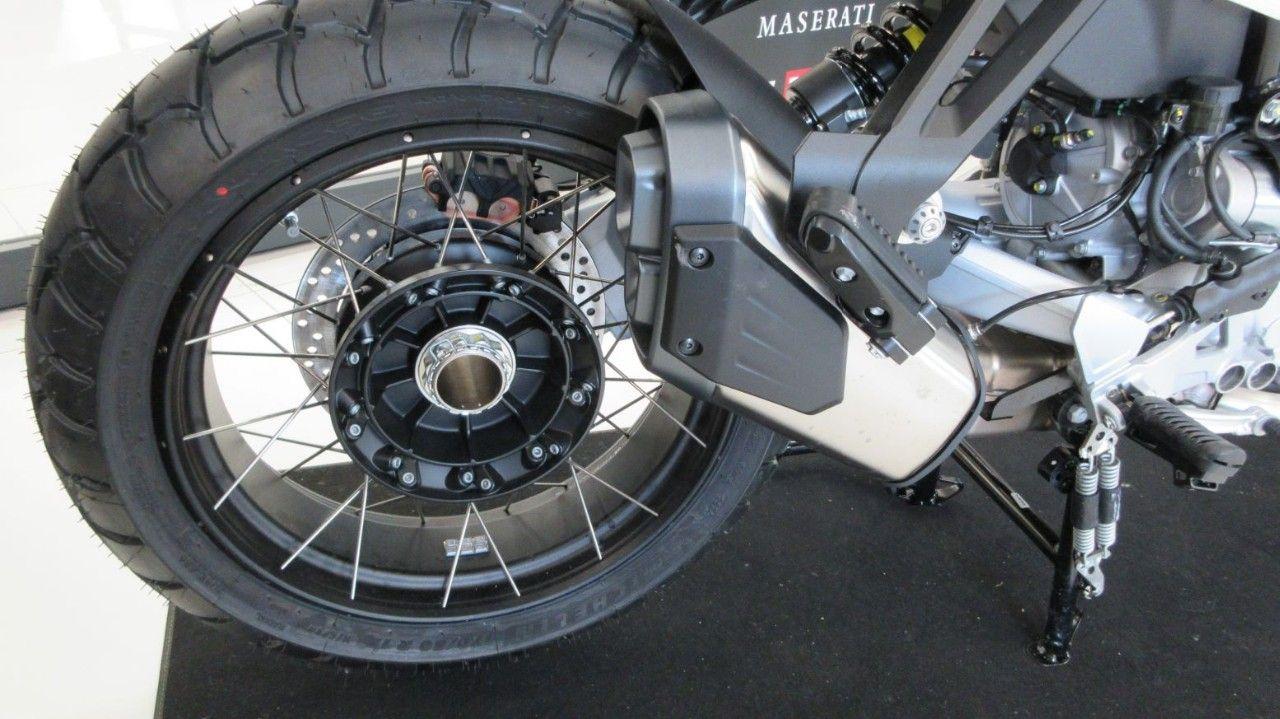 Moto Guzzi STELVIO Duecento Tributo