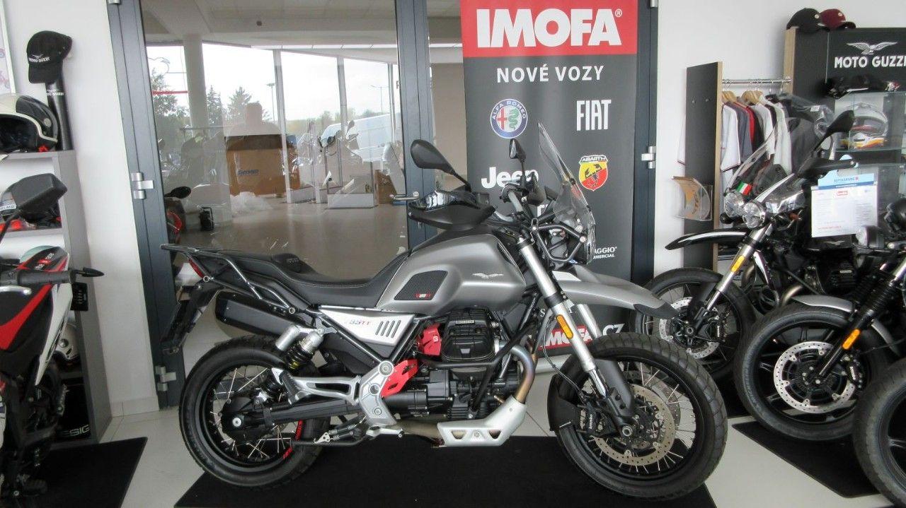 Moto Guzzi V 85 TT E4