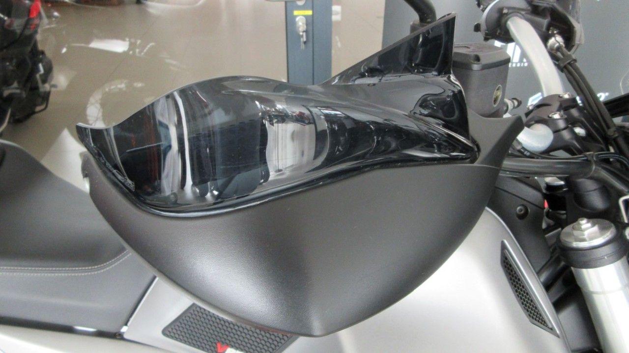 Moto Guzzi V 85 TT E4