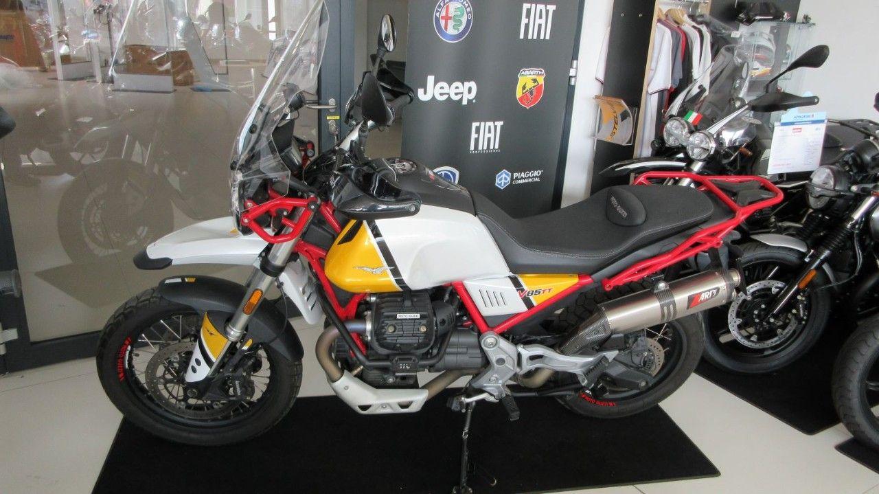Moto Guzzi V 85 TT Evocative E4