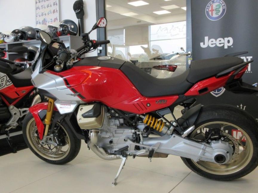 Moto Guzzi V100 MANDELLO S e5+