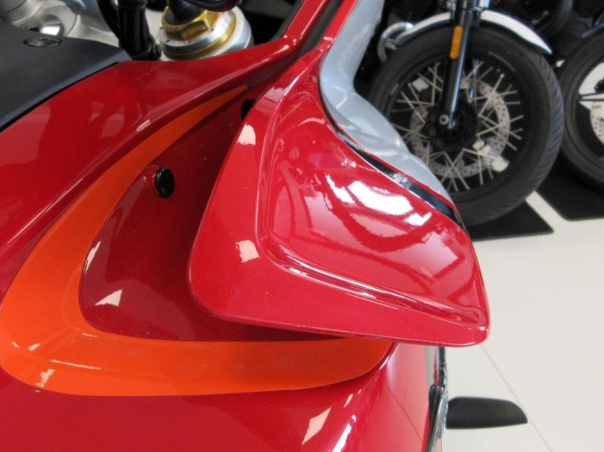 Moto Guzzi V100 MANDELLO S e5+