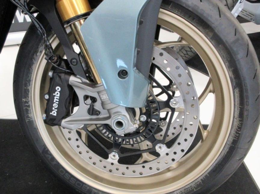 Moto Guzzi V100 MANDELLO S