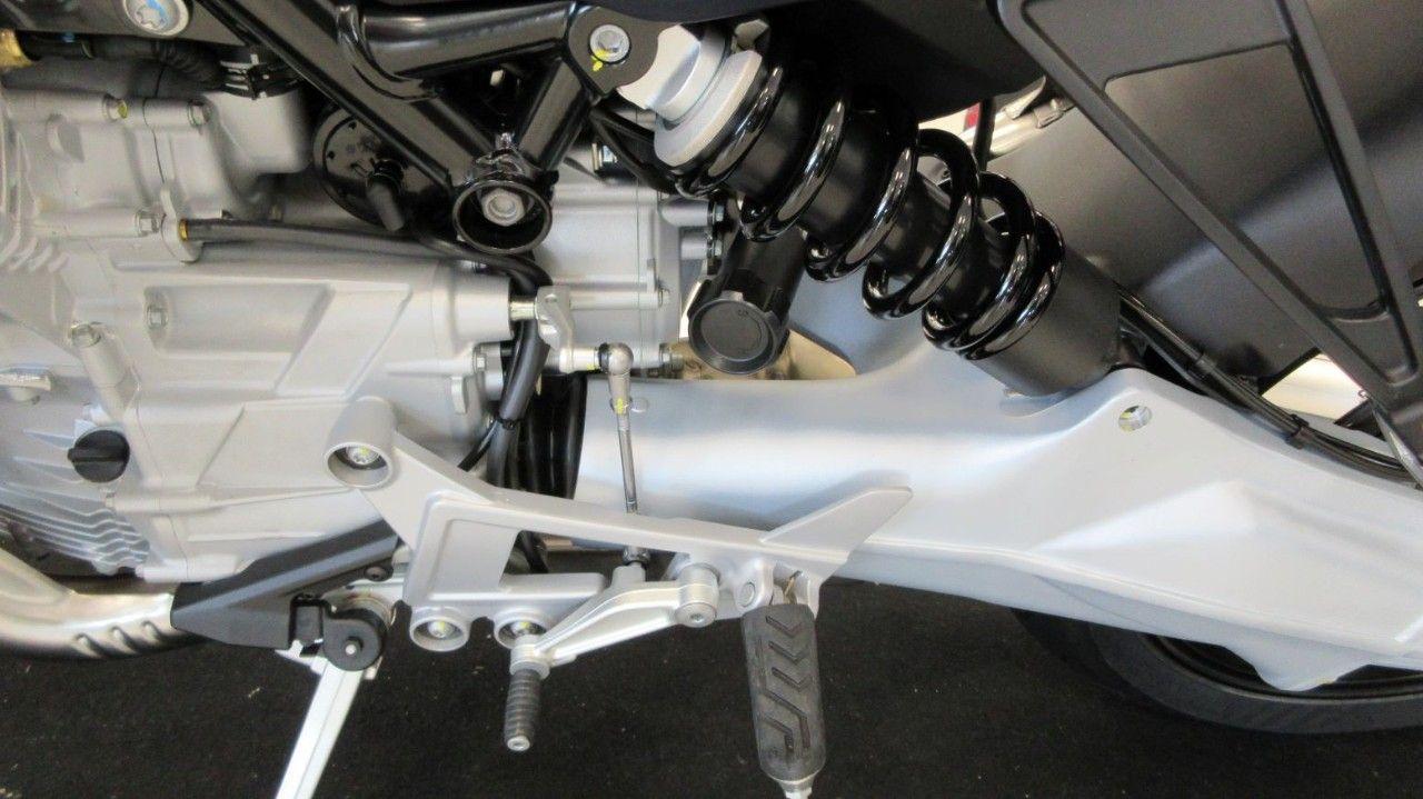 Moto Guzzi V100 MANDELLO