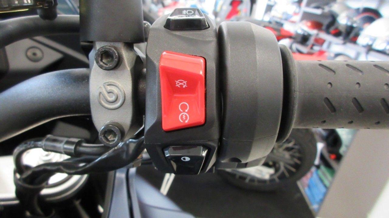 Moto Guzzi V100 MANDELLO